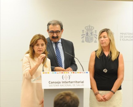 Las comunidades avalan la actualización del Plan de hepatitis C pero piden un fondo estatal