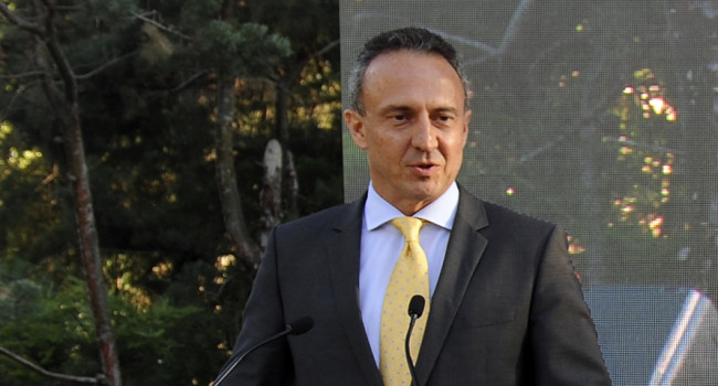 Esteban Plata, una vocación científica que se combina con el liderazgo de equipos