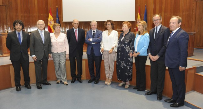 La ministra reactiva un consejo asesor que “será clave” en los retos sanitarios