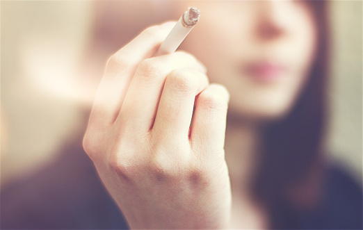 El consumo de tabaco en las mujeres de entre 40 y 64 años crecerá en los próximos años