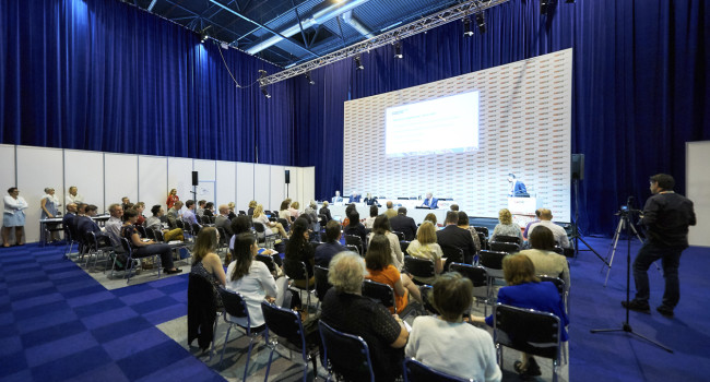 Integrar investigación básica y clínica, reto clave en oncología