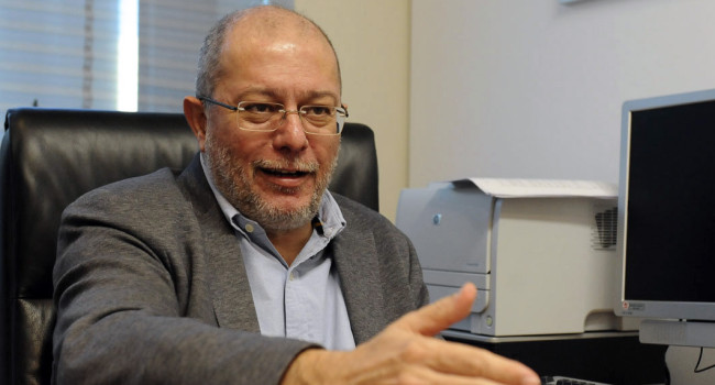 “El SNS precisa de un ‘board’ para acabar con la arbitrariedad en algunas OPE”