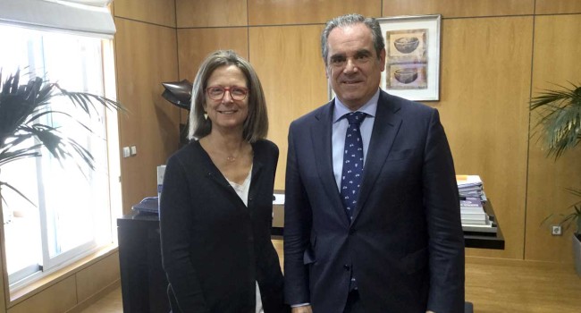 Anefp y el CGCOF se unen para formar e informar sobre el autocuidado de la salud
