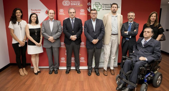 CGCOF, ONCE y Vodafone seguirán facilitando el acceso a información sobre medicamentos