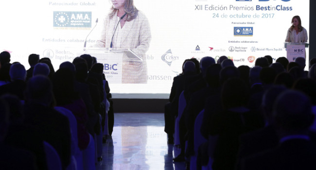 GACETA MÉDICA y la URJC entregan en Sevilla los XII premios BIC