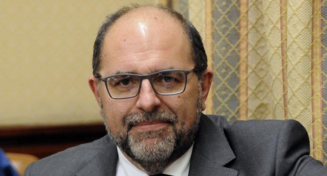 El Foro pide a Sanidad y a Educación que articulen fórmulas para mejorar la docencia