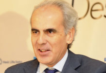 El consejero destaca el trámite de la nueva Ley de Ordenación de Farmacia
