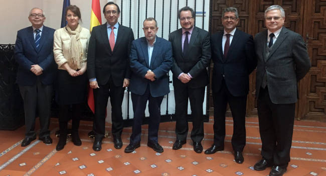 Pacientes y SS.CC. llevan al Defensor del Pueblo su posición ante biosimilares