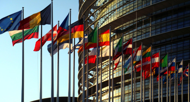 La UE ultima una propuesta de trabajo para reguladores y HTA
