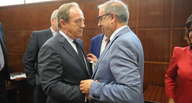 Castrodeza solicita acudir al Senado para hablar de acceso a la innovación