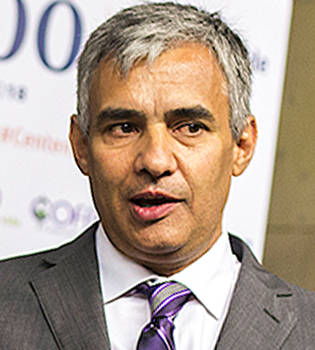 Las Jornadas Farmacéuticas Canarias muestran la farmacia al Senado