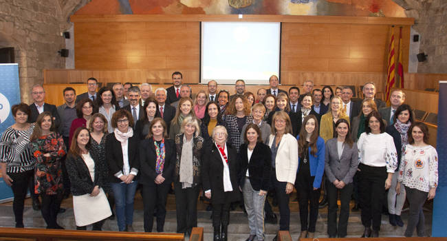 La patronal del autocuidado reconoce la labor de todos sus presidentes en su 40 aniversario