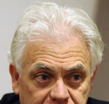 Este Gobierno no tiene una política farmacéutica; sólo improvisa y anuncia