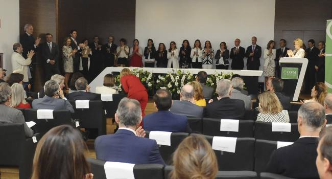 Madrid desarrollará “por reglamento” la asistencia farmacéutica domiciliaria