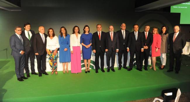 Montón, a los farmacéuticos: “ayúdennos a poner al paciente en el centro del sistema”