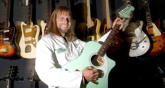 “La política es más complicada que el rock”