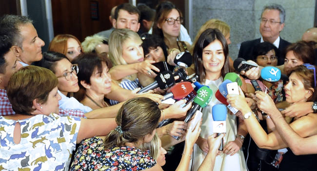 Montón reitera su rechazo a que el farmacéutico pueda objetar, pese al reconocimiento del TC