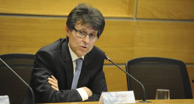 Farmaindustria insiste en respetar la decisión del Supremo en la nueva OPR