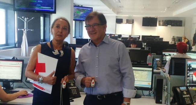 Las farmacias alicantinas darán a conocer el pograma de Teleasistencia de Cruz Roja