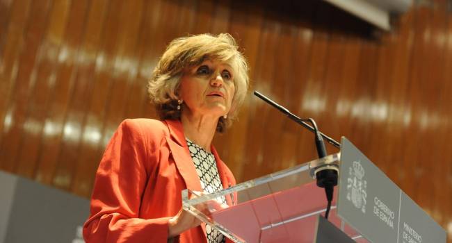 Enfermería ya ‘presiona’ a la nueva ministra contra la farmacia asistencial