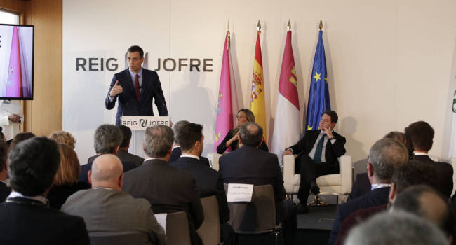 Pedro Sánchez pone en valor la apuesta de la industria por la investigación y la innovación