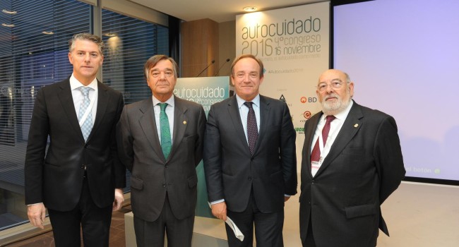 Luis González y Castrodeza clausuraron el Congreso de Autocuidado