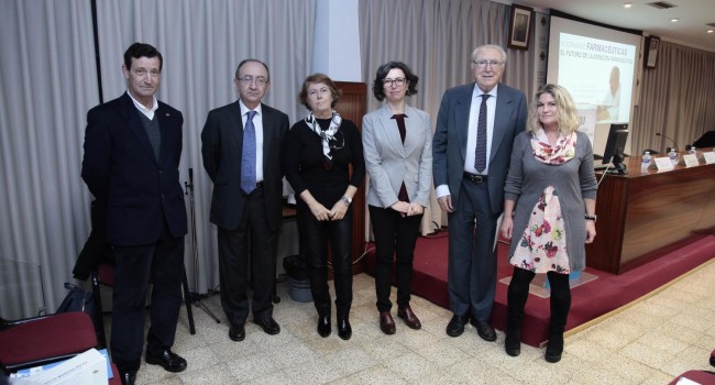 Atención Farmacéutica: mucho hecho (en su avance) y mucho por hacer (en su difusión)