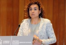 La ministra comienza cohesionando la candidatura española a la EMA