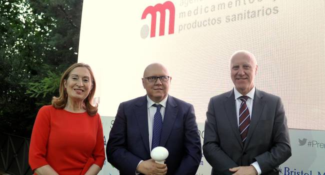 La intensa actividad llevada a cabo en 2018 erige a la Aemps como nueva Figura Pública