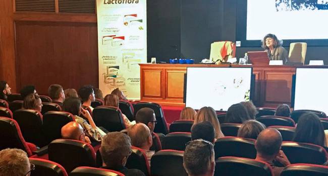Farmacéuticos alicantinos se forman en probióticos y epigenética