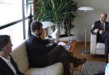 El conselleiro echa de menos unos “Viernes Sanitarios” y que la financiación se haya “olvidado”