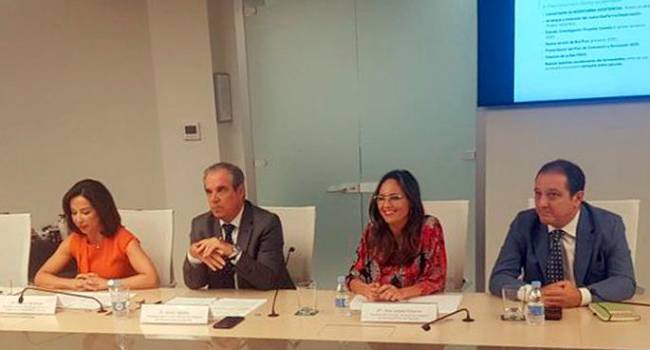 El anuncio de la creación de una Fundación deja estupefacta a la Farmacia