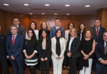 La nueva Junta de Gobierno del COF de Huelva toma posesión
