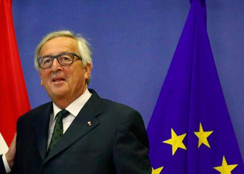 Juncker lamenta el escepticismo que rodea a las vacunas