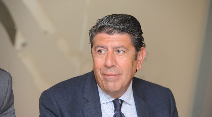 Manuel Vilches, director médico y de RR.II de Johnson & Johnson Medical Devices