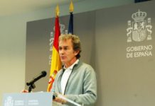 Simón: «Las vacunas de Pfizer y Moderna son eficaces y adaptables a las variantes circulantes» Simón