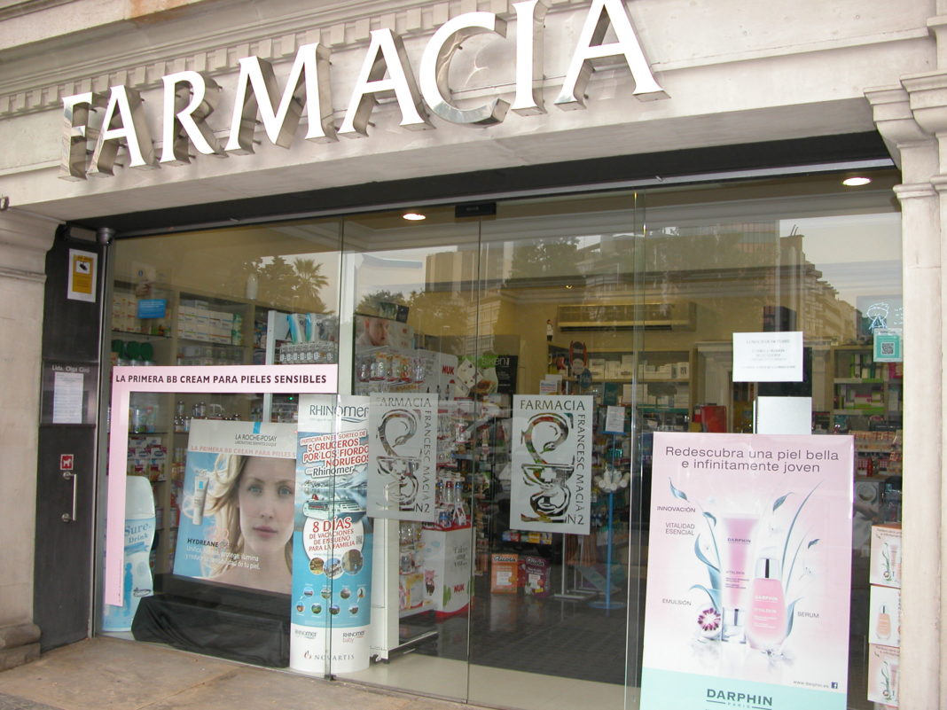 Fachada farmacia