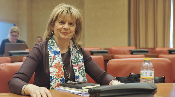 Elvira Velasco: El PP pide liderazgo sanitario en financiación y en el Plan Europeo contra el cáncer