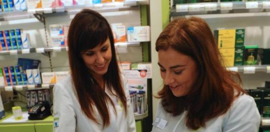 Mujeres farmacéuticas