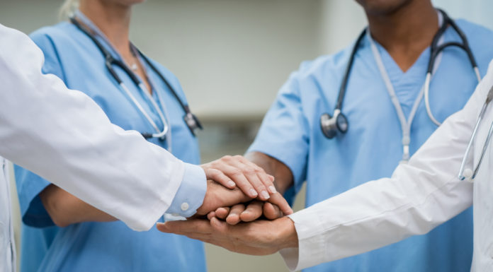 Todos los sanitarios rechazan el nuevo protocolo de actuación frente al coronavirus unidad sanitarios