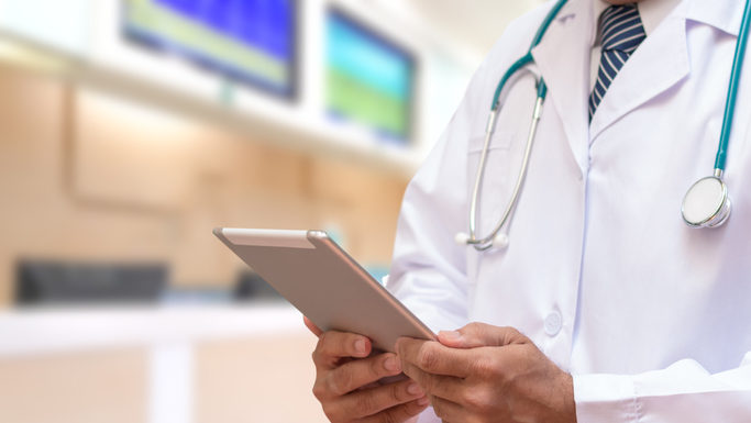 Los españoles aumentan su aceptación por la digitalización en la atención sanitaria