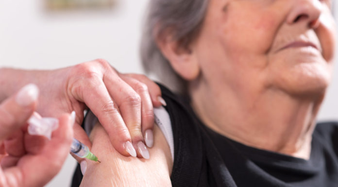 España aprueba la primera vacuna antigripal cuadrivalente de alta dosis para su uso en edad avanzada gripe