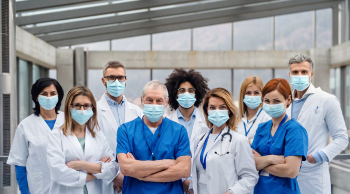 Todos los sanitarios, preocupados por el «excesivo relajamiento» de la población sanitarios