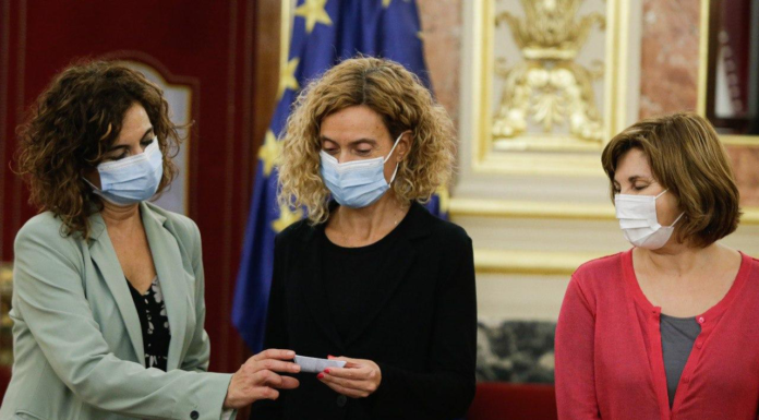 Los PGE 2021 reservan 1.011 millones de euros a la vacunación frente a la COVID-19