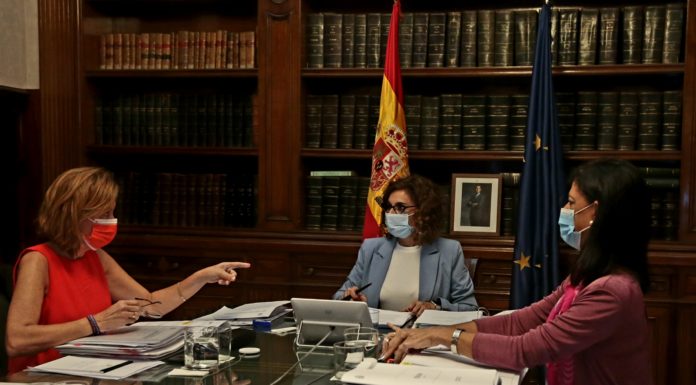 Montero traslada a las CC.AA que recibirán 10.000 millones del fondo europeo REACT-UE