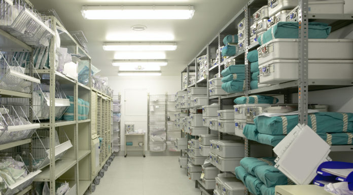 Madrid invierte más de 14 millones en medicamentos, equipamiento sanitario y adaptación de hospitales