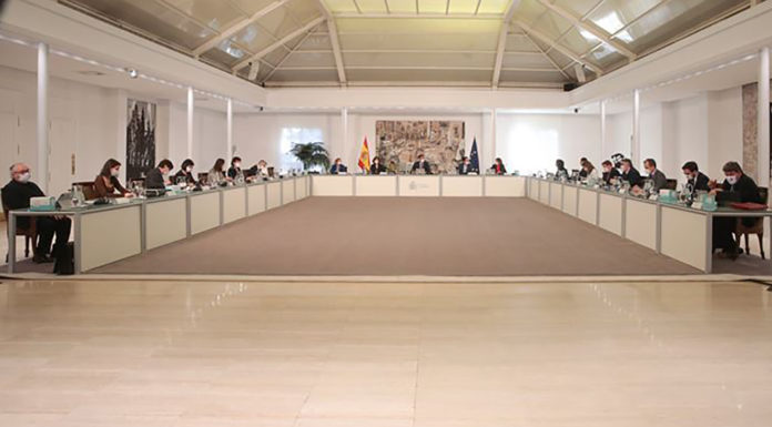 España autoriza adquirir las vacunas de Janssen, Moderna y CureVac