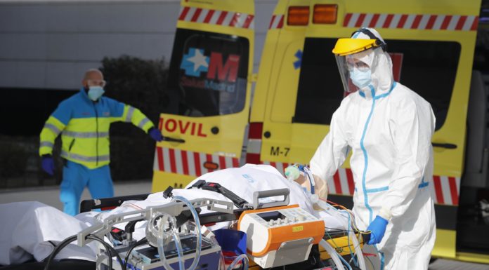 Madrid implementa en el SUMMA un sistema que suple la función respiratoria del paciente de forma temporal