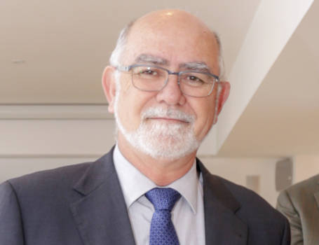 Apostar por las farmacias en vacunación es apostar por la salud global Jaime Giner