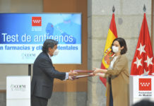 Madrid y el COF firman el convenio para iniciar los test de antígenos en farmacias test
